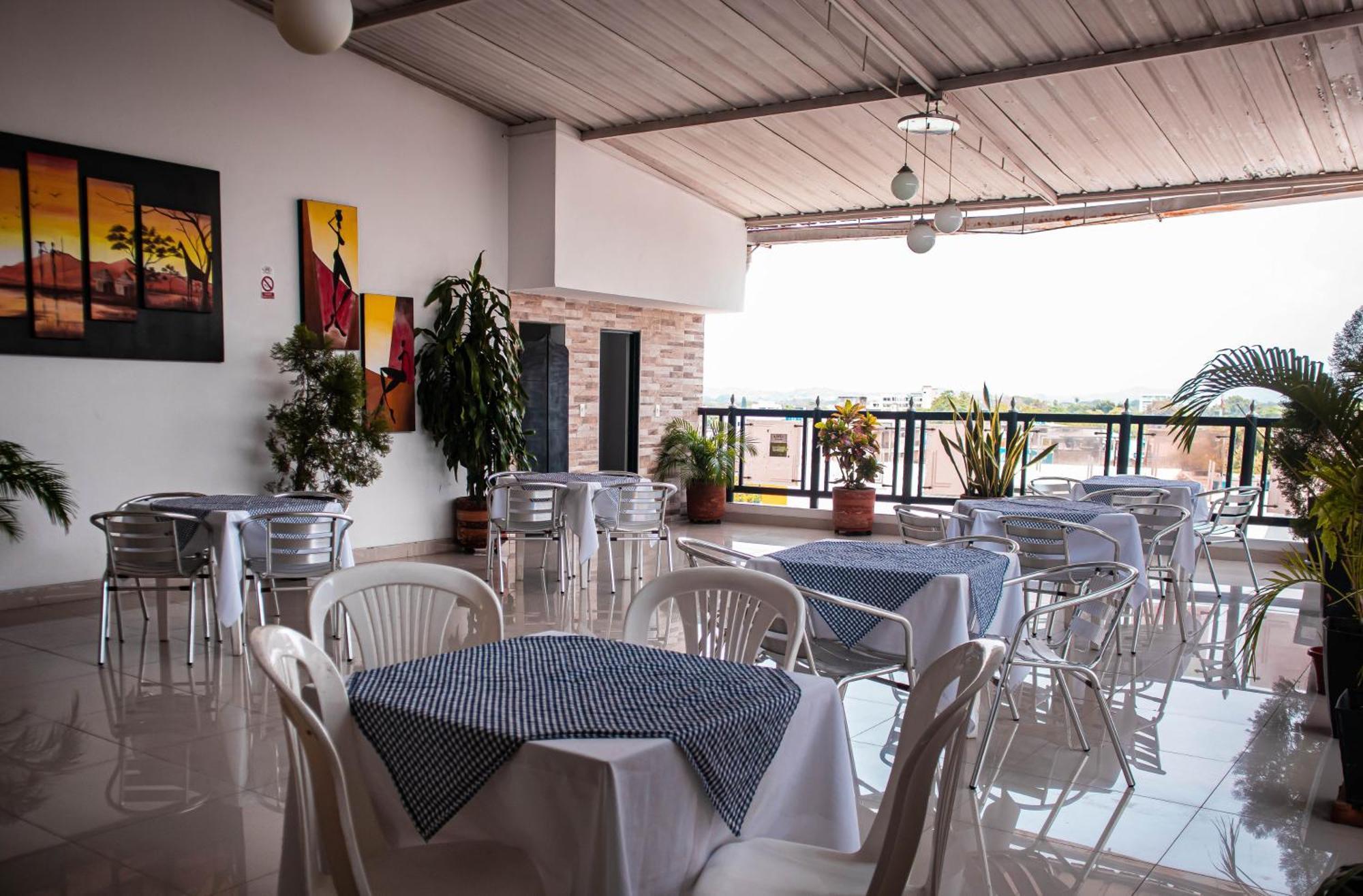 Hotel Abadia เนย์บา ภายนอก รูปภาพ